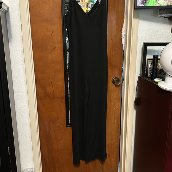 Blk tank jumpsuit - Picture 1 of 5